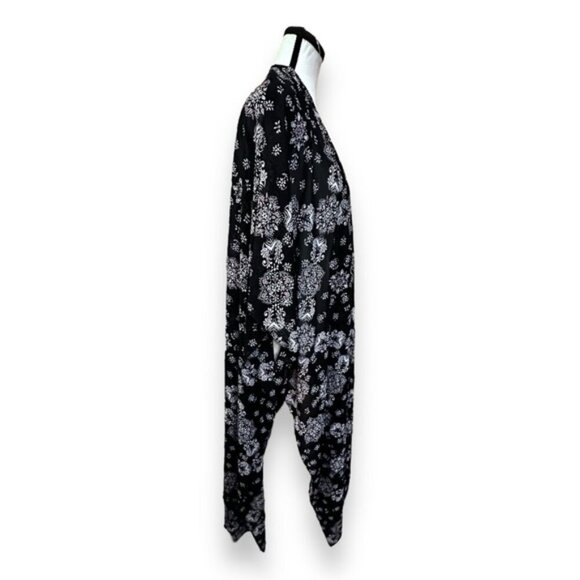 Women’s torrid 1 2 Black Mandala Print Chiffon Kimono Duster 14 16 18 20 1X 2X - Picture 3 of 14
